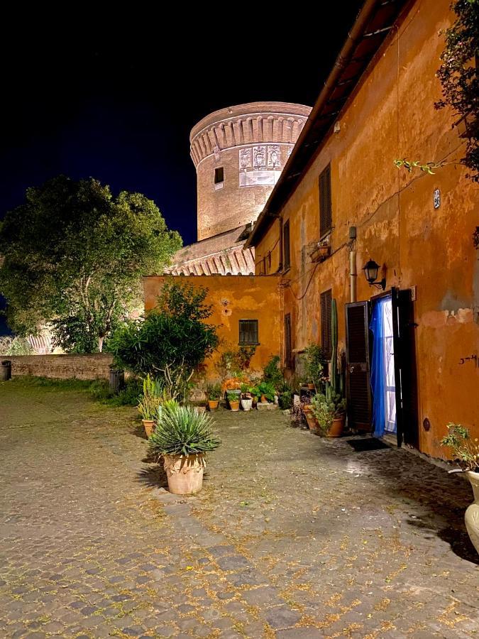 La Casetta Di Giulio II Ostia Antica Luaran gambar
